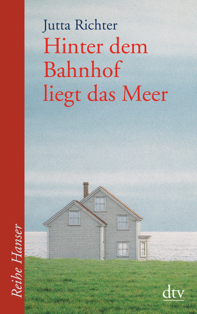Hinter dem Bahnhof liegt das Meer main product photo