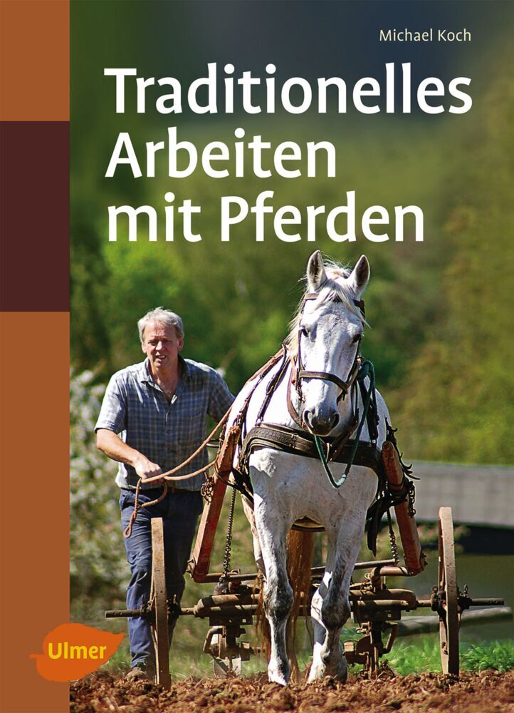 Traditionelles Arbeiten mit Pferden main product photo