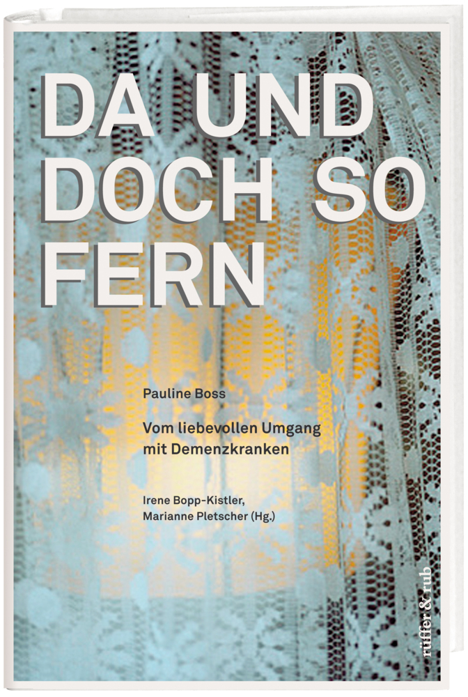 Da und doch so fern main product photo