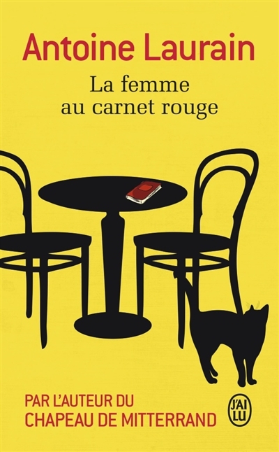 La femme au carnet rouge main product photo