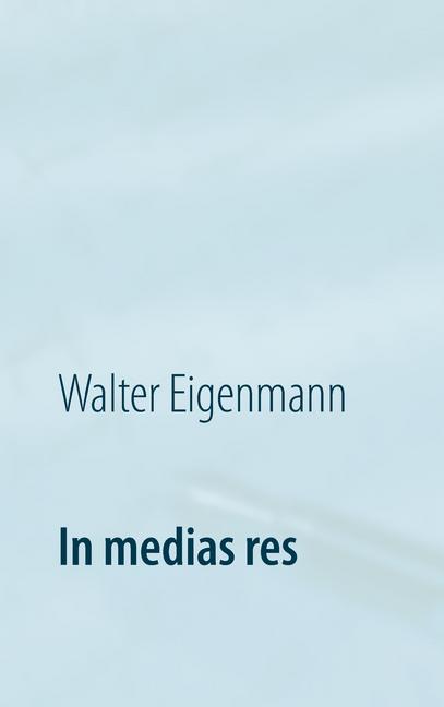 In medias res main product photo