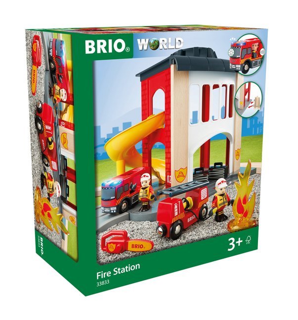 BRIO World 33833 Große Feuerwehr Station - Feuerwache mit Feuerwehr-Einsatzfahrzeug und Feuerwehrmann - Kleinkindspielzeug empfohlen ab 3 Jahren main product photo