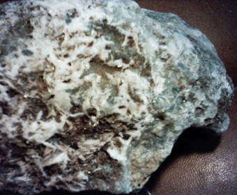 Ausgewählte Mineralien von slovakischen Erzlagerstätten