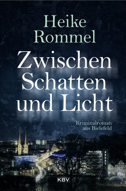 Zwischen Schatten und Licht main product photo