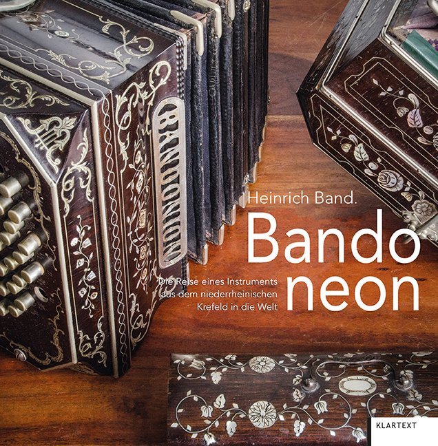 Krefeld. Band. Bandoneon. main product photo