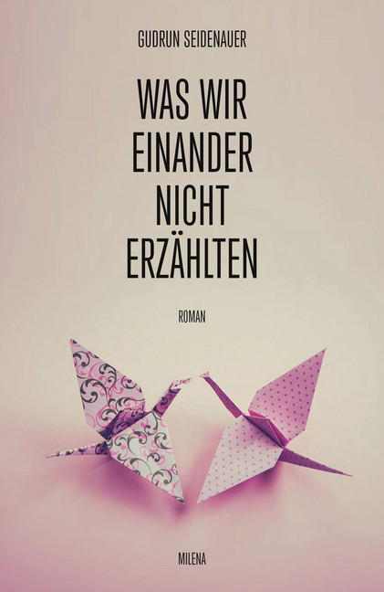 Was wir einander nicht erzählten main product photo