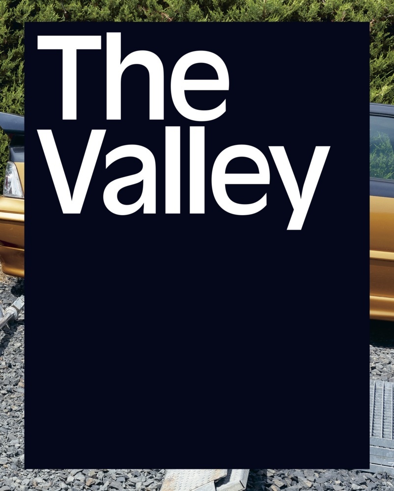 The Valley. An Archaelogy in Photographs main product photo