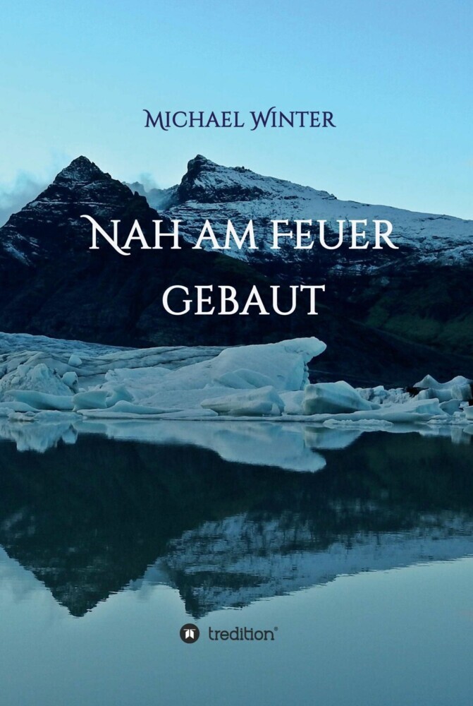 Nah am Feuer gebaut main product photo