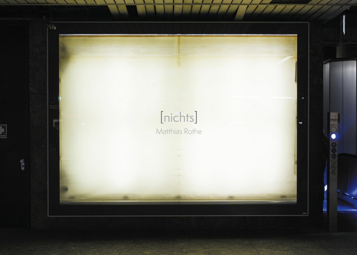 nichts main product photo