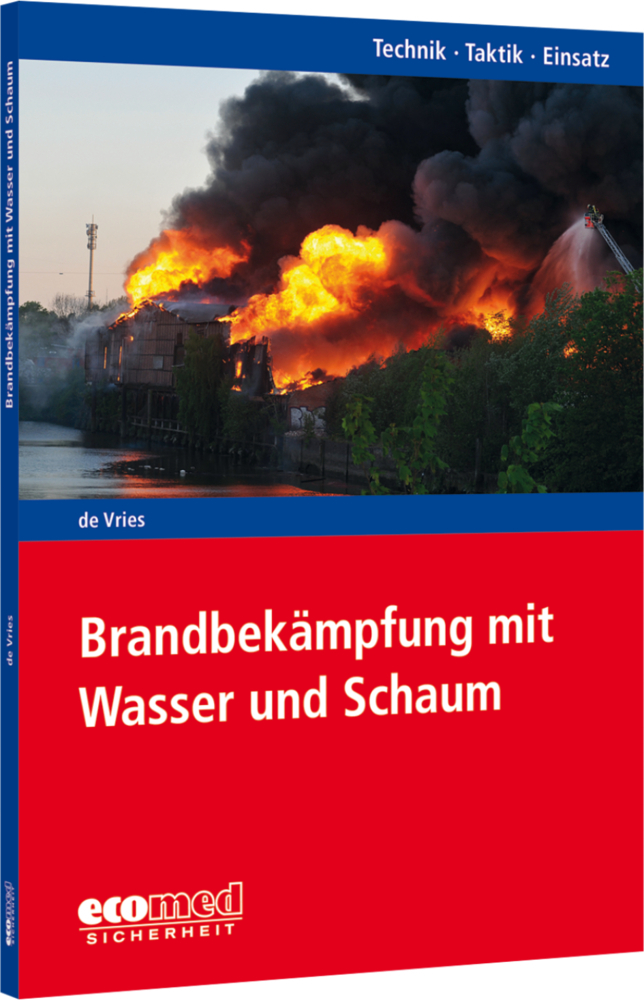 Brandbekämpfung mit Wasser und Schaum main product photo
