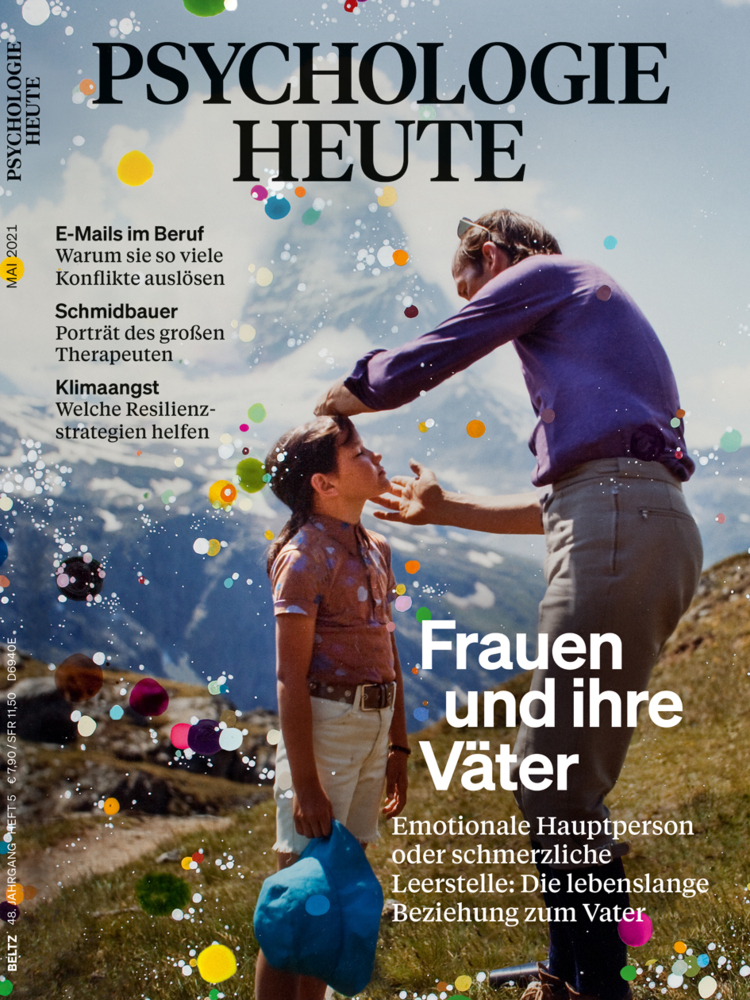 Psychologie Heute 5/2021: Frauen und ihre Väter main product photo