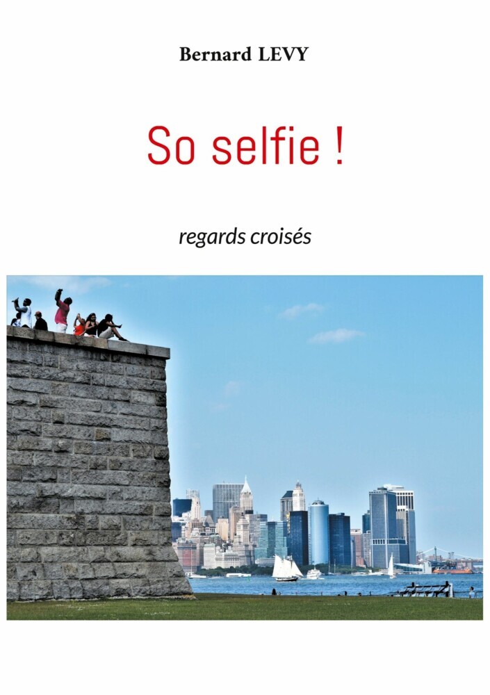 So selfie ! main product photo