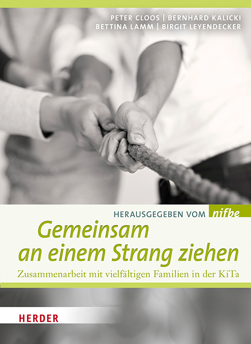 Gemeinsam an einem Strang ziehen main product photo