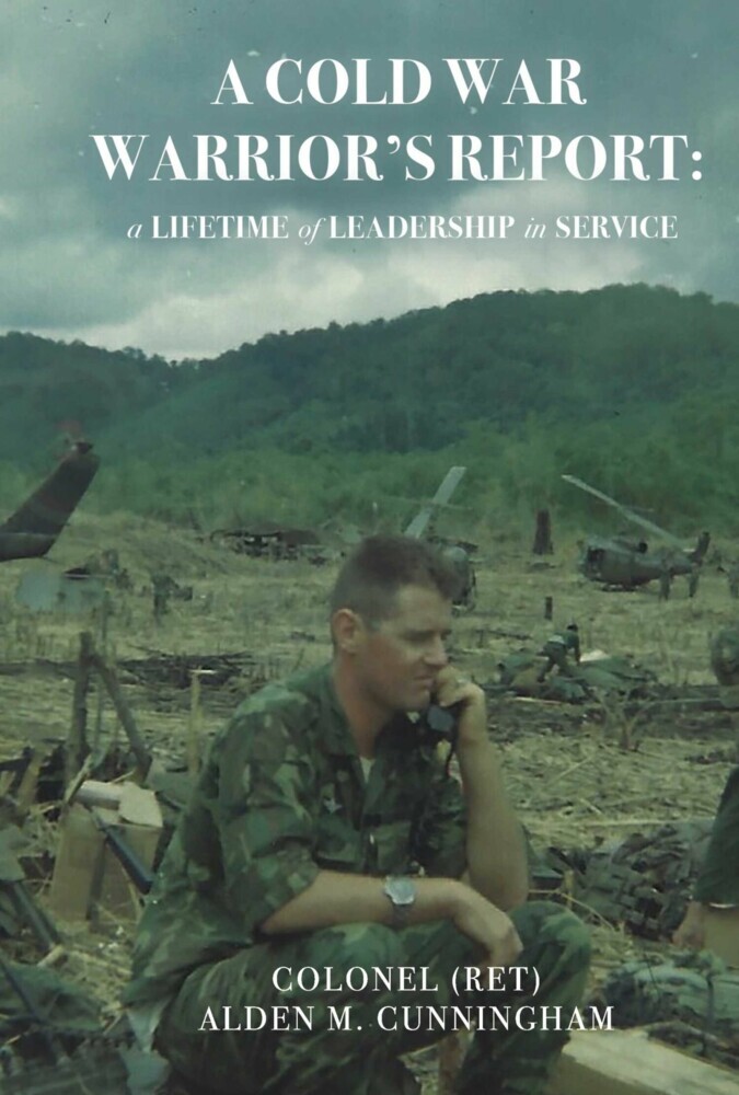 A Cold War Warrior's Report main product photo