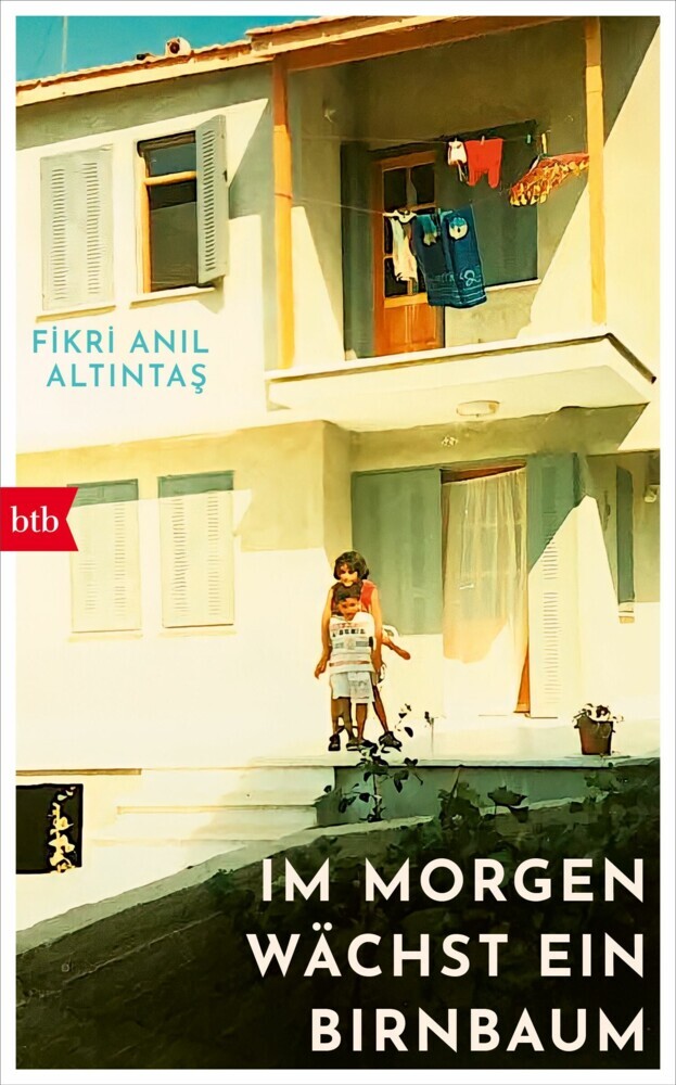 Im Morgen wächst ein Birnbaum main product photo