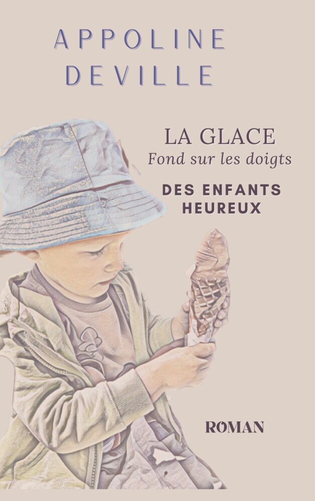 La glace fond sur les doigts des enfants heureux main product photo