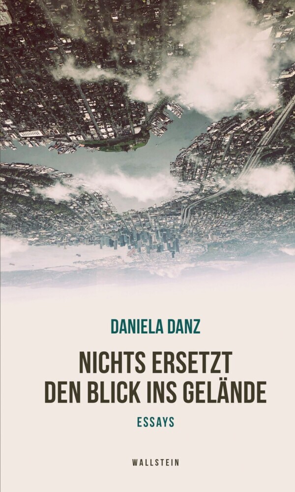 Nichts ersetzt den Blick ins Gelände main product photo