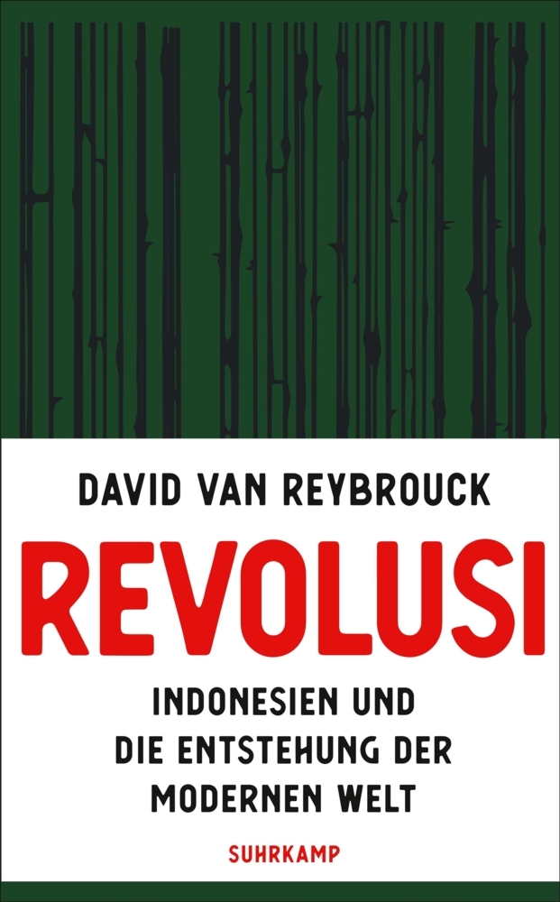 Revolusi main product photo