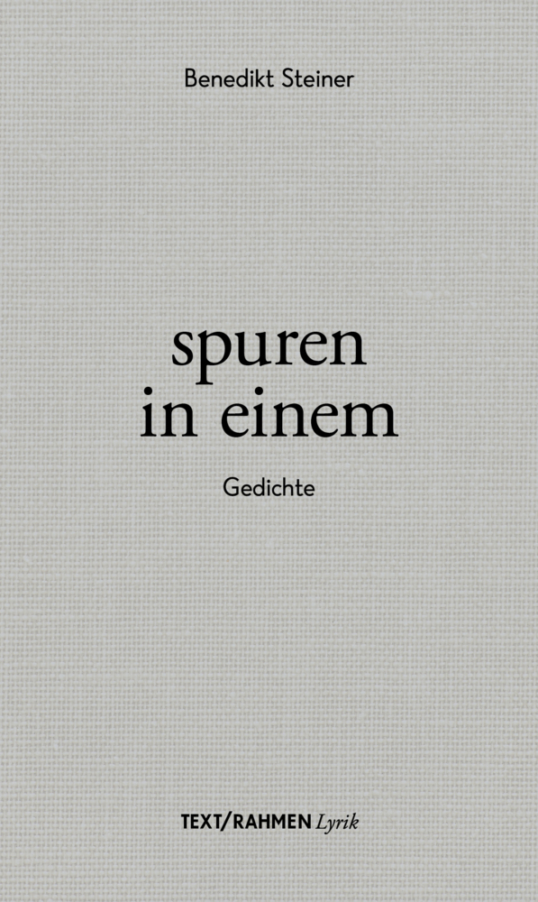 spuren in einem main product photo
