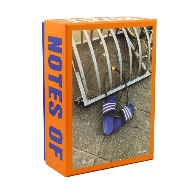 1.000 Teile Puzzle Notes of Berlin. Motiv "Badelatschen" main product photo