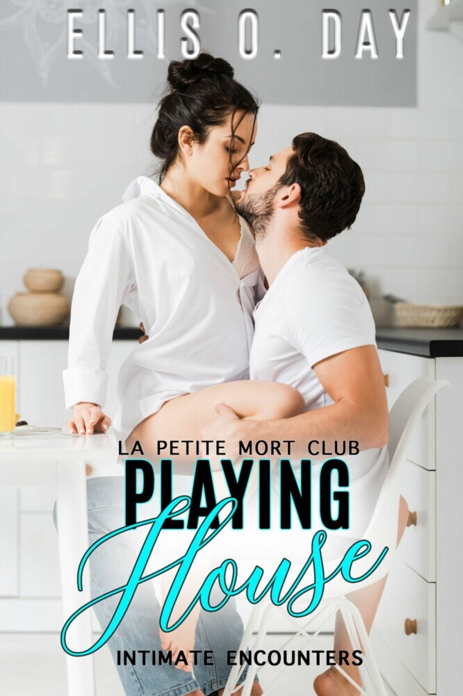 Playing House main product photo