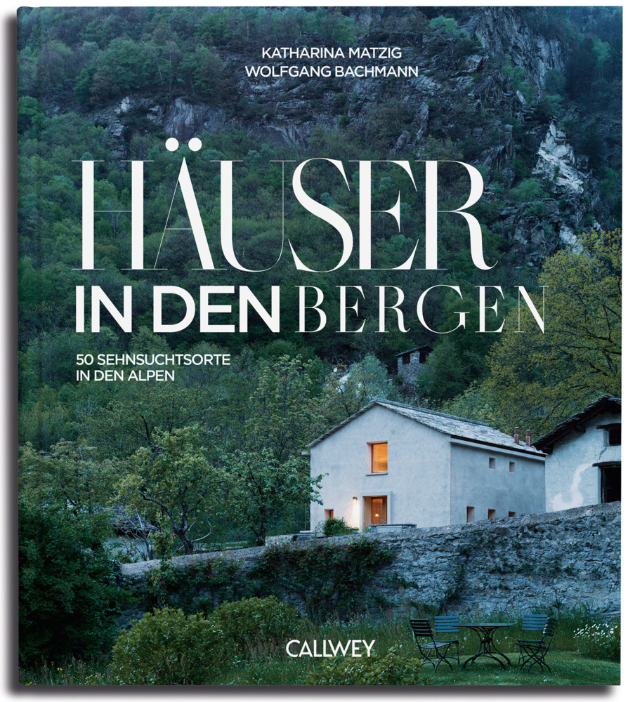 Häuser in den Bergen main product photo