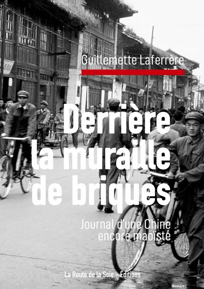Derrière la muraille de briques main product photo