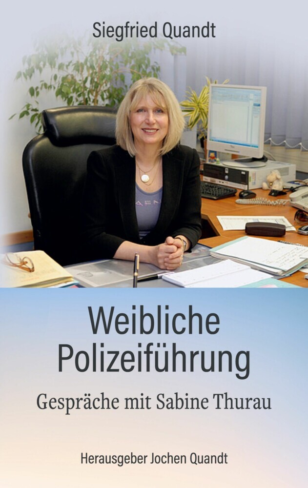 Weibliche Polizeiführung main product photo