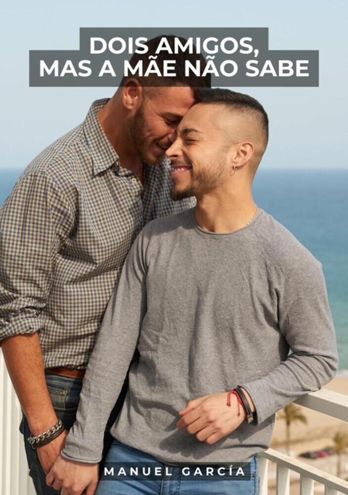 Dois Amigos, mas a Mãe não Sabe main product photo