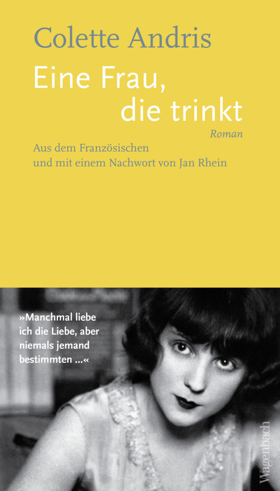 Eine Frau, die trinkt main product photo