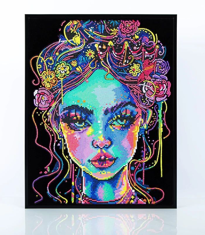 DIAMOND DOTZ - Diamond Painting Neon Schönheit main product photo