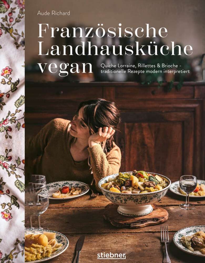 Französische Landhausküche vegan main product photo