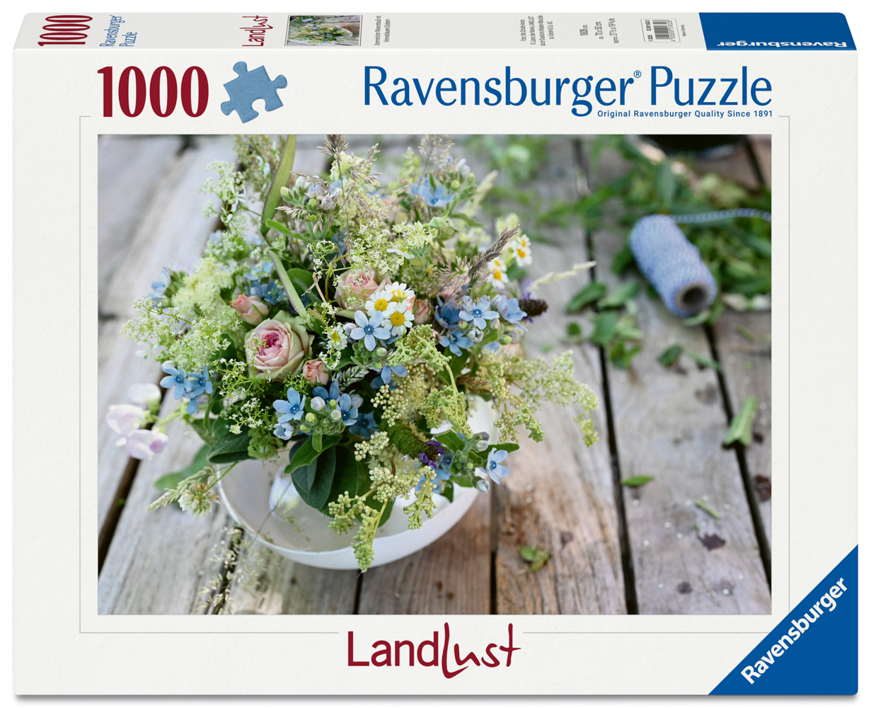 Sommerlicher Wiesenstrauß mit Himmelblauem Südstern main product photo