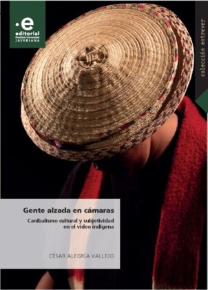Gente alzada en cámaras