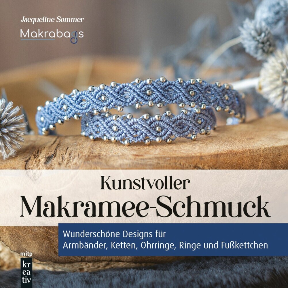 Kunstvoller Makramee-Schmuck main product photo
