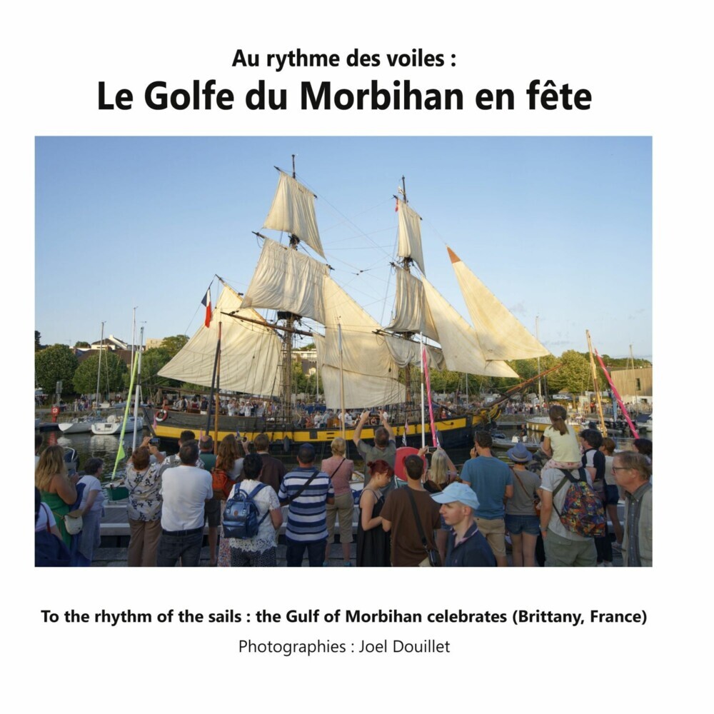 Au rythme des voiles : Le Golfe du Morbihan en fête main product photo