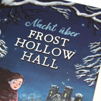 Nacht über Frost Hollow Hall