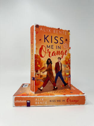 Kiss me in Orange