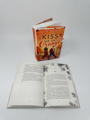 Kiss me in Orange