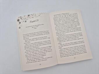 Weihnachtszauber in der kleinen Büchervilla