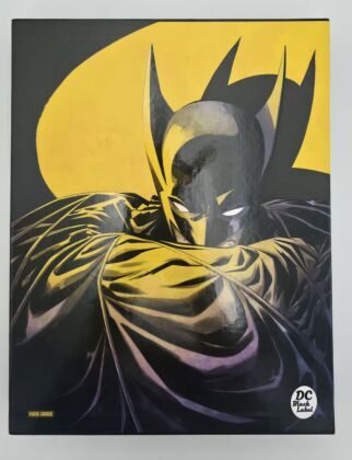 Bat-Man - First Knight (Collector's Edition mit Schuber), m. 1 Buch, m. 1 Buch, m. 1 Buch, m. 1 Buch
