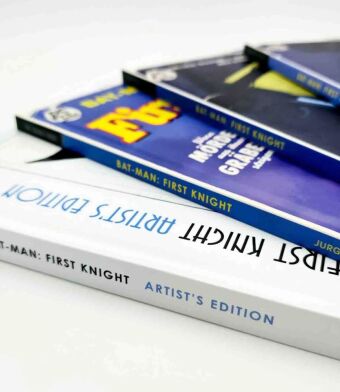Bat-Man - First Knight (Collector's Edition mit Schuber), m. 1 Buch, m. 1 Buch, m. 1 Buch, m. 1 Buch