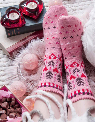 Kuschelige Socken und warme Fäustlinge