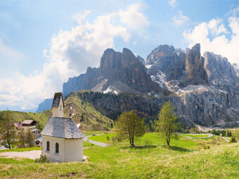 CALVENDO Puzzle Kapelle am Grödnerjoch | 1000 Teile Lege-Größe 64x48cm Foto-Puzzle für glückliche Stunden