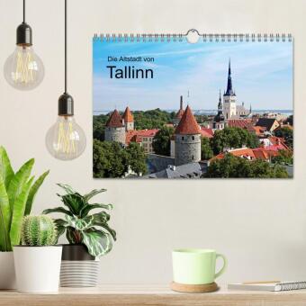 Die Altstadt von Tallinn (Wandkalender 2027 DIN A4 quer), CALVENDO Monatskalender