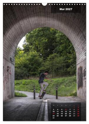 Mit dem Skateboard unterwegs (Wandkalender 2027 DIN A3 hoch), CALVENDO Monatskalender