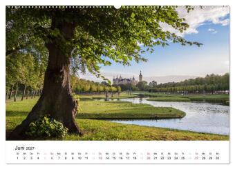 Schweriner Märchenschloss (hochwertiger Premium Wandkalender 2027 DIN A2 quer), Kunstdruck in Hochglanz