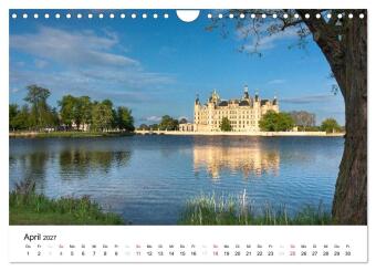 Schweriner Märchenschloss (Wandkalender 2027 DIN A4 quer), CALVENDO Monatskalender