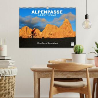 Alpenpässe auf dem Rennrad "Himmlische Serpentinen" (Wandkalender 2027 DIN A3 quer), CALVENDO Monatskalender