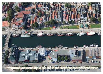 Seebad Warnemünde (Wandkalender 2027 DIN A2 quer), CALVENDO Monatskalender